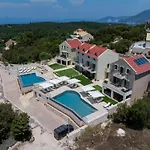 Aparthotel Thisefs Luxury Kefalonia *
