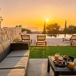 Thisefs Luxury Kefalonia Aparthotel *