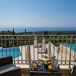 Thisefs Luxury Kefalonia Aparthotel