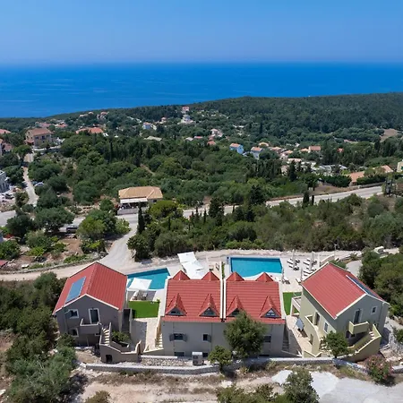 Thisefs Luxury Kefalonia アパートホテル