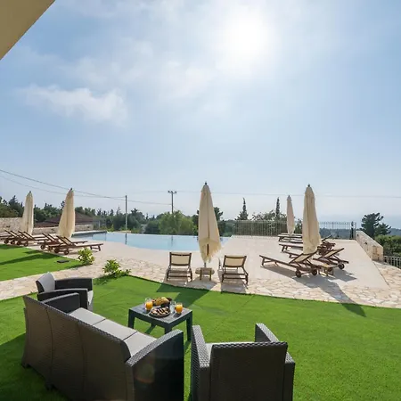 アパートホテル Thisefs Luxury Kefalonia 4*