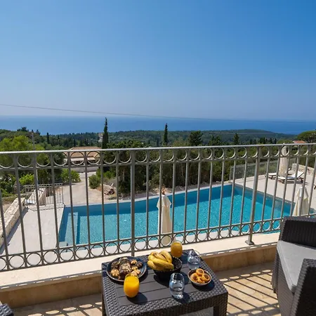 アパートホテル Thisefs Luxury Kefalonia Antipata (Sami)