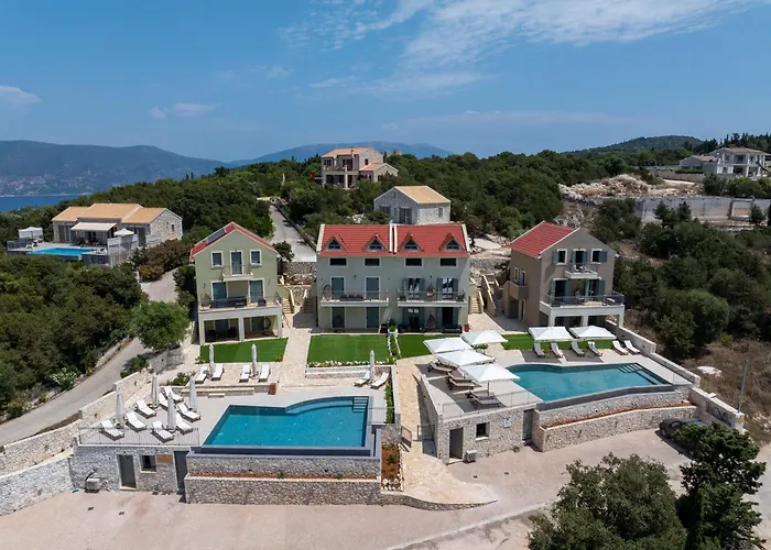 Thisefs Luxury Kefalonia アパートホテル *