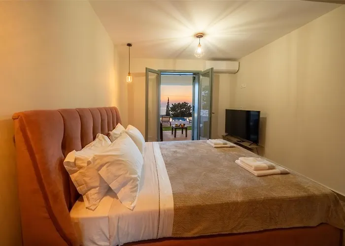 アパートホテル Thisefs Luxury Kefalonia *