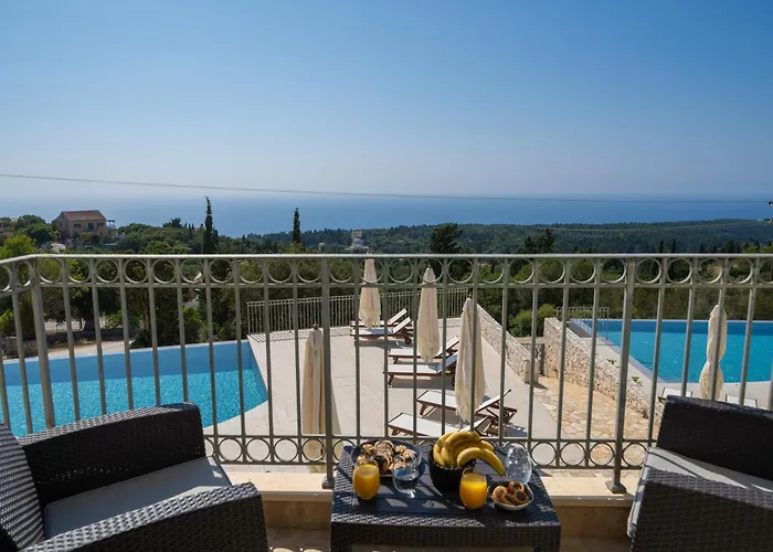 Thisefs Luxury Kefalonia アパートホテル