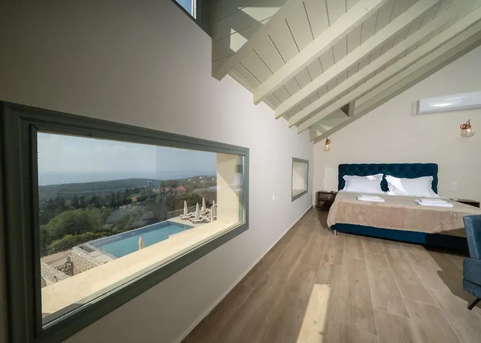 Thisefs Luxury Kefalonia アパートホテル